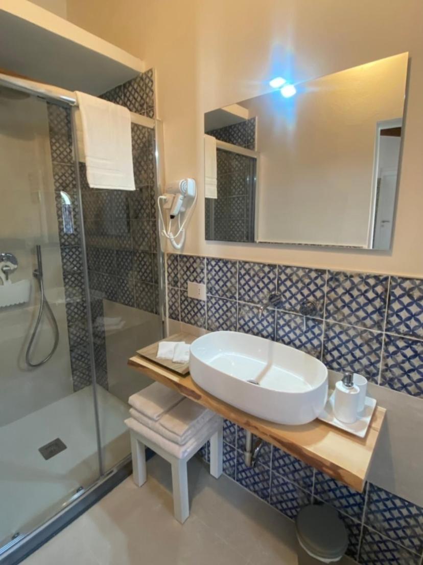 Casa Raffaela Hotel Marina Di Pisa Eksteriør billede